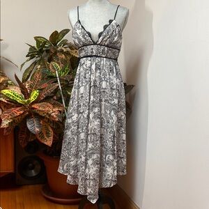 Elegant Black and White Lace Trim Dress